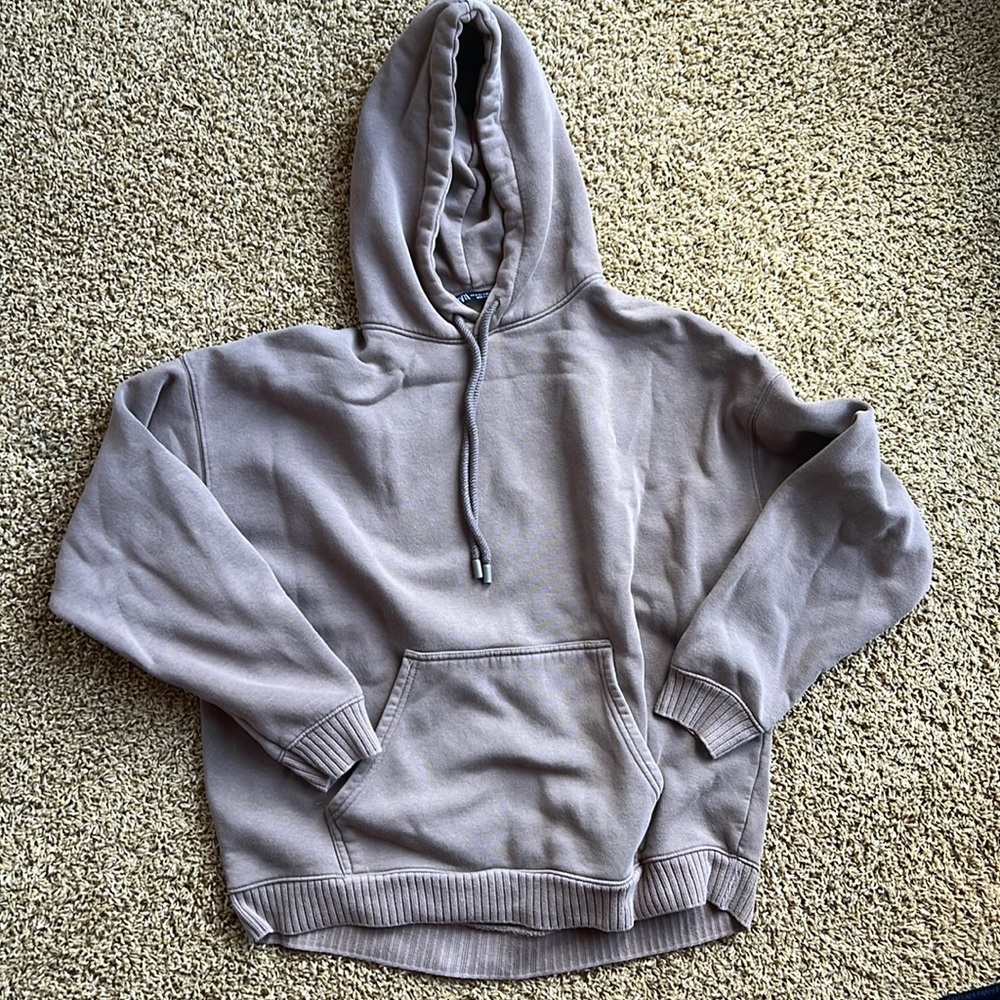 ZARA OVERSIZED HOODIE - SIZE M